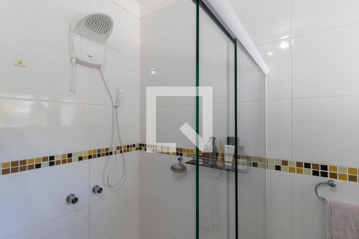 Casa à Venda - Swiss Park, 4 Quartos,  570 m2 em , Campinas - sp | SoloBR