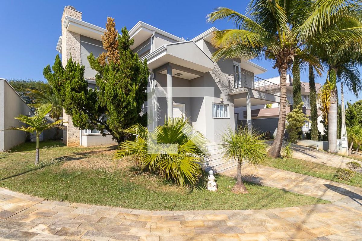 Casa à Venda - Swiss Park, 4 Quartos,  570 m2 em , Campinas - sp | SoloBR