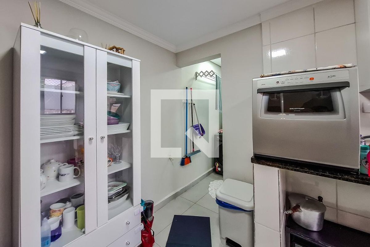 Casa, 3 quartos, 216 m² - Foto 54
