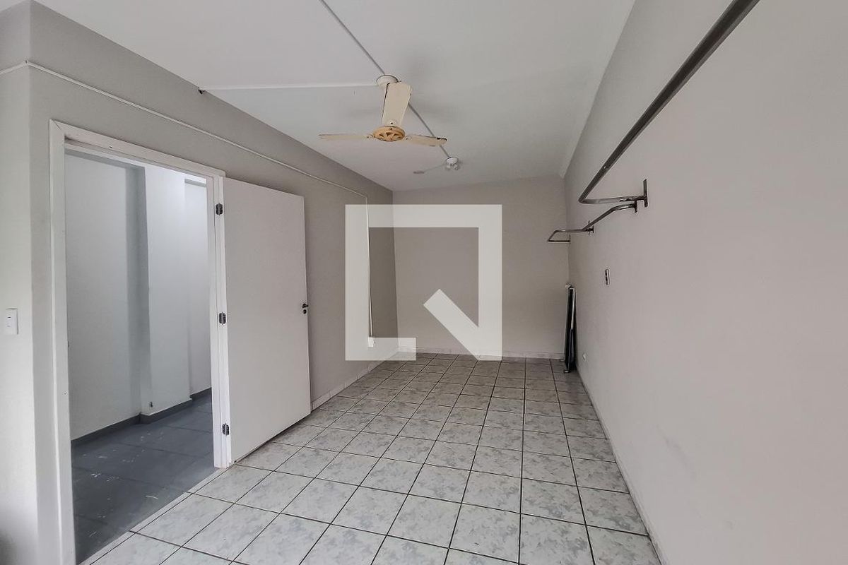 Casa, 3 quartos, 216 m² - Foto 59