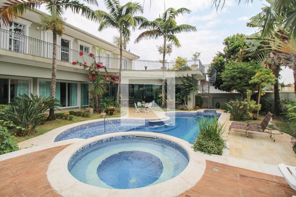 Casa à Venda - Nova Campinas, 4 Quartos,  416 m2 em , Campinas - sp | SoloBR