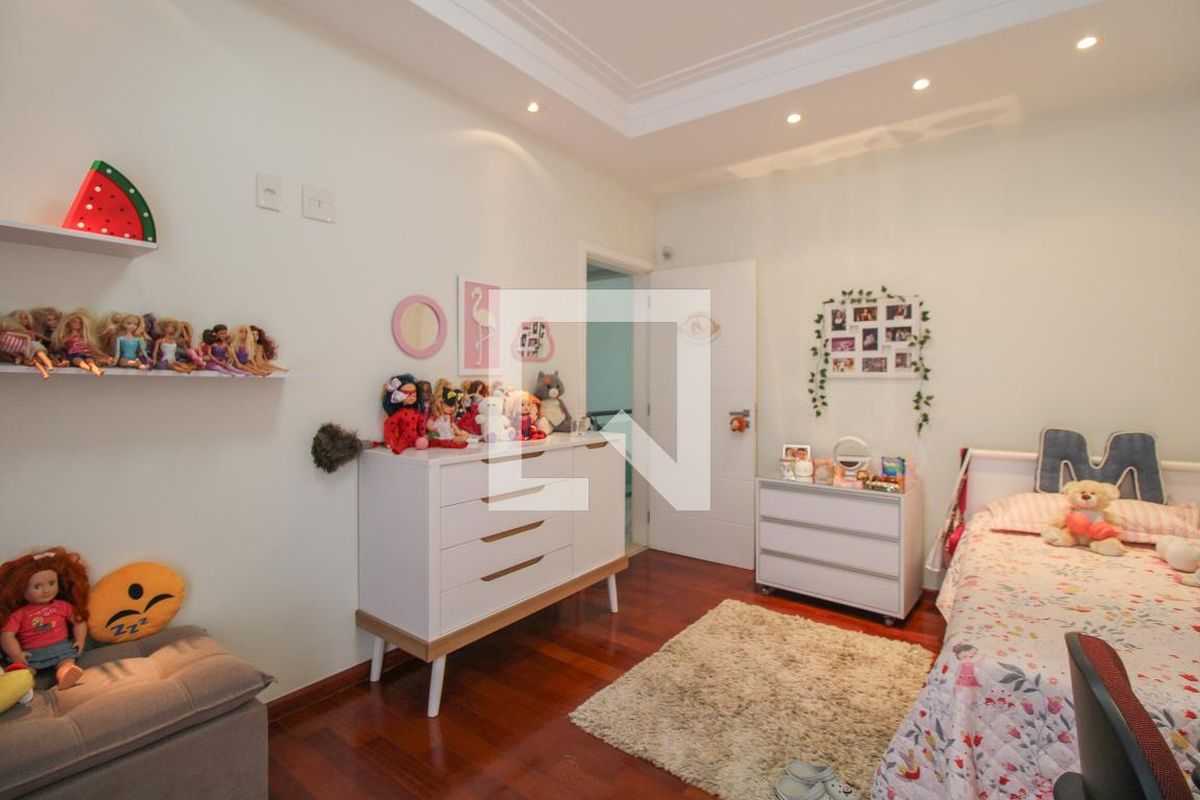 Casa à Venda - Nova Campinas, 4 Quartos,  416 m2 em , Campinas - sp | SoloBR