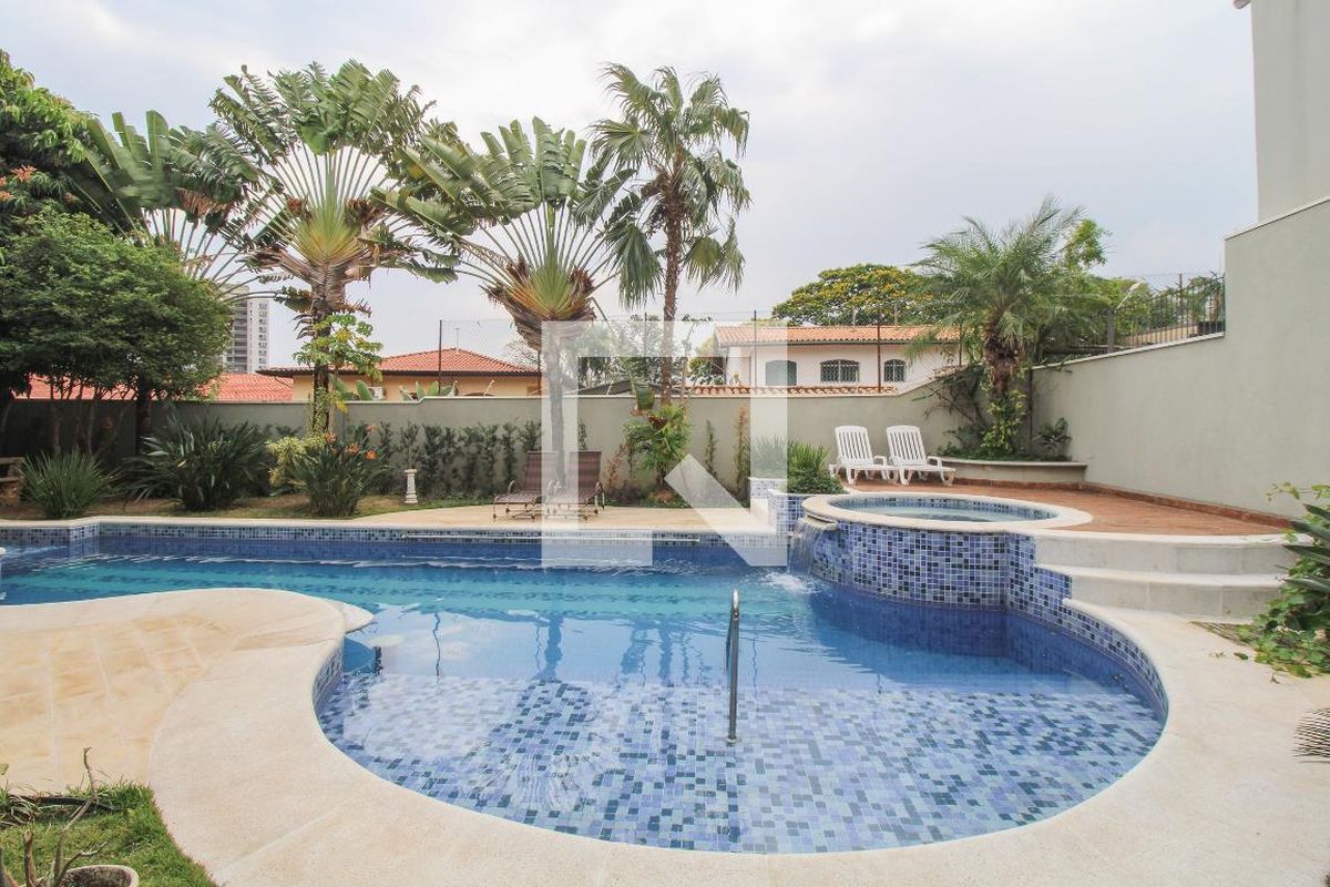 Casa à Venda - Nova Campinas, 4 Quartos,  416 m2 em , Campinas - sp | SoloBR