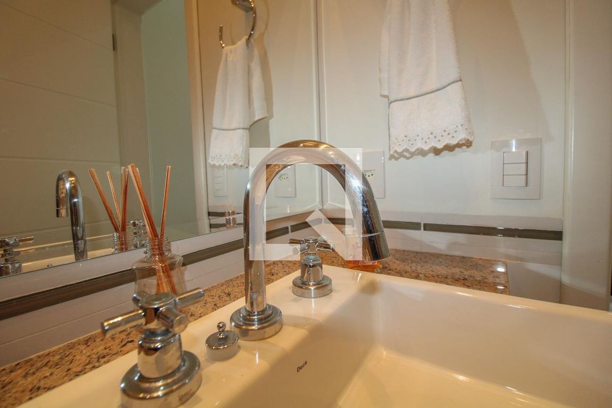 Casa à Venda - Nova Campinas, 4 Quartos,  416 m2 em , Campinas - sp | SoloBR