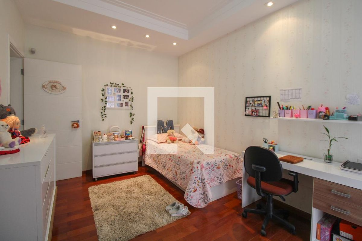 Casa à Venda - Nova Campinas, 4 Quartos,  416 m2 em , Campinas - sp | SoloBR
