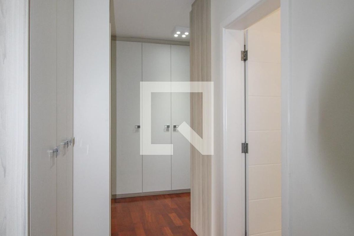 Casa à Venda - Nova Campinas, 4 Quartos,  416 m2 em , Campinas - sp | SoloBR