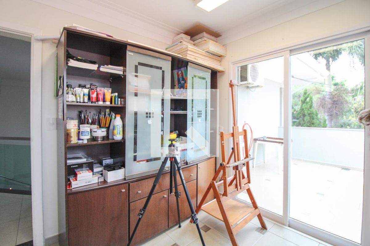 Casa à Venda - Nova Campinas, 4 Quartos,  416 m2 em , Campinas - sp | SoloBR