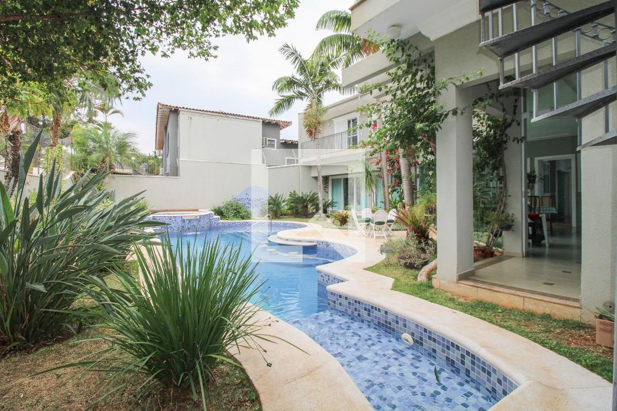 Casa à Venda - Nova Campinas, 4 Quartos,  416 m2 em , Campinas - sp | SoloBR