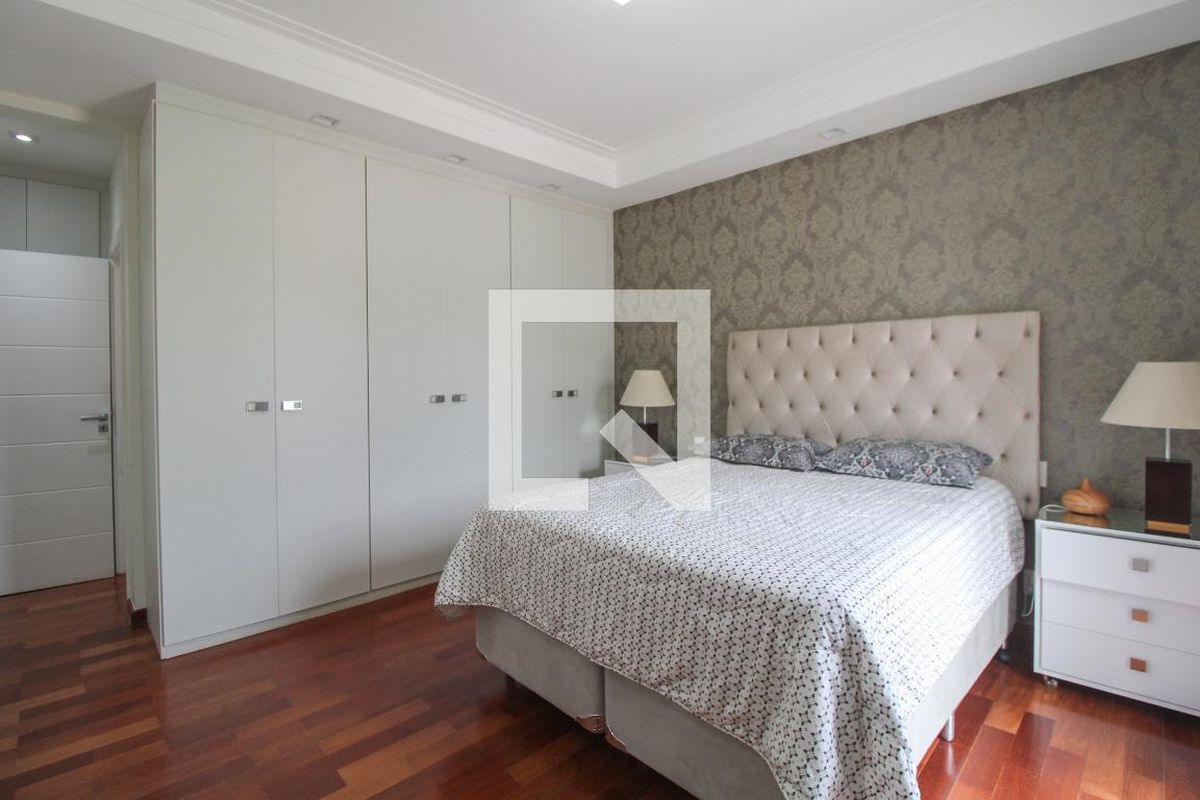Casa à Venda - Nova Campinas, 4 Quartos,  416 m2 em , Campinas - sp | SoloBR