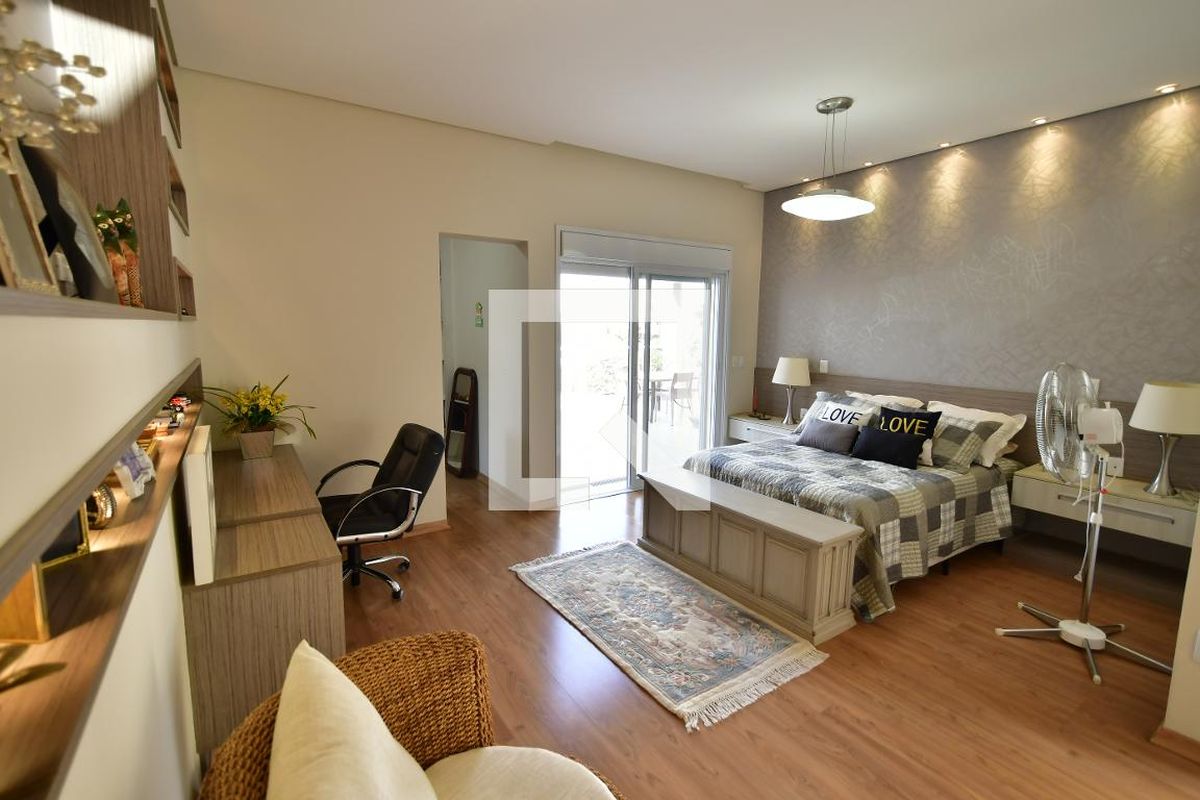 Casa à Venda - Mansões Santo Antônio, 3 Quartos,  459 m2 em , Campinas - sp | SoloBR