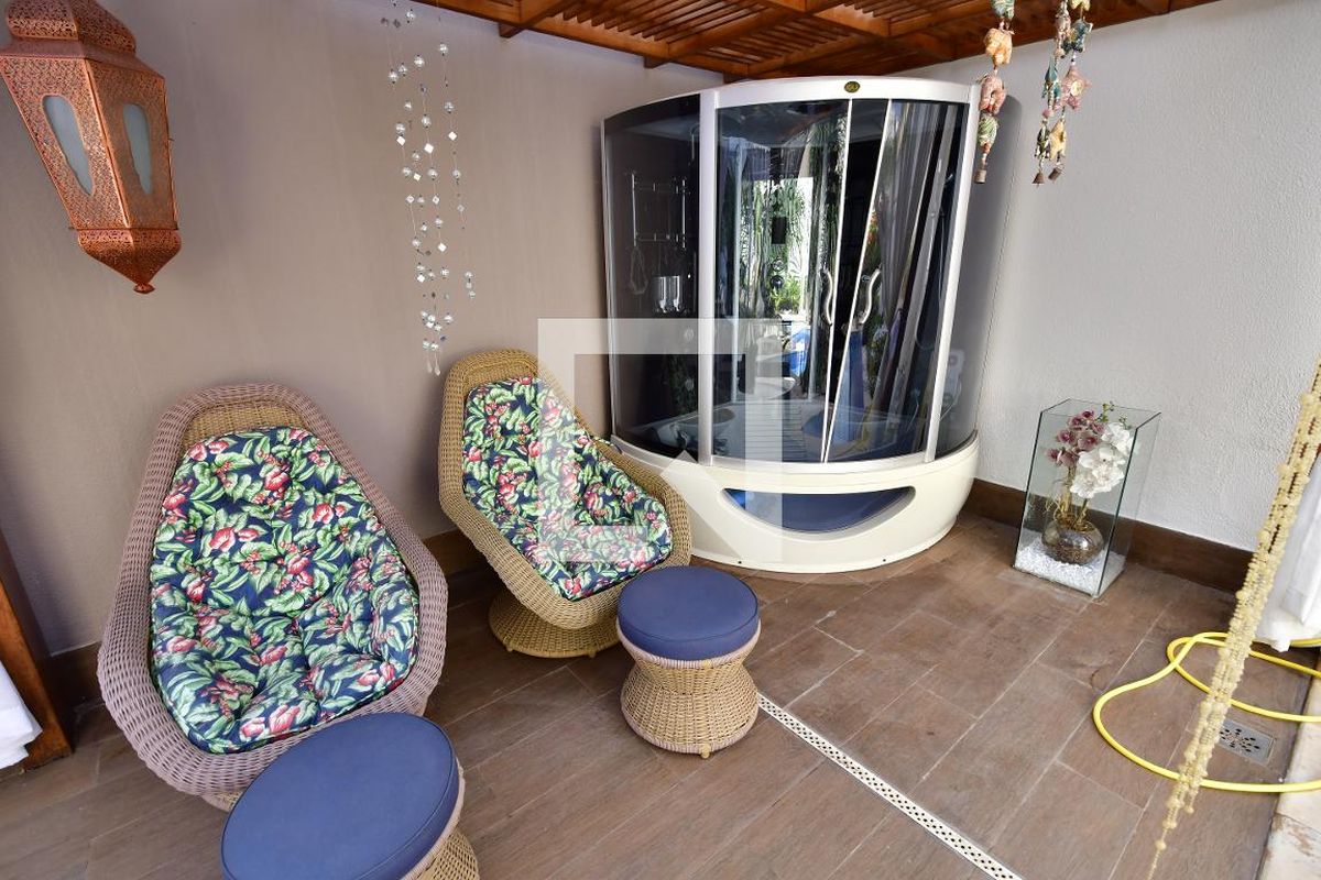 Casa à Venda - Mansões Santo Antônio, 3 Quartos,  459 m2 em , Campinas - sp | SoloBR