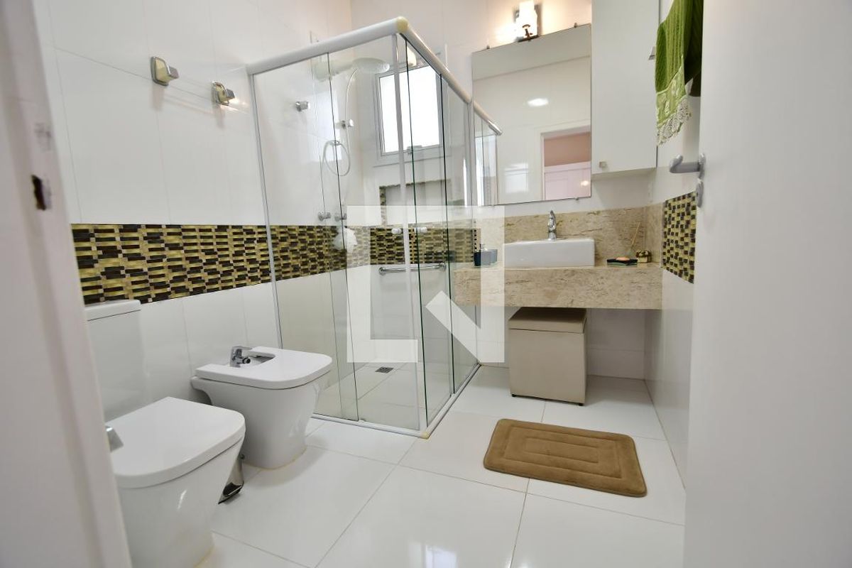 Casa à Venda - Mansões Santo Antônio, 3 Quartos,  459 m2 em , Campinas - sp | SoloBR