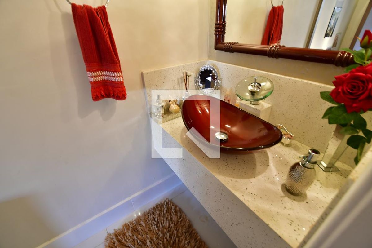 Casa à Venda - Mansões Santo Antônio, 3 Quartos,  459 m2 em , Campinas - sp | SoloBR