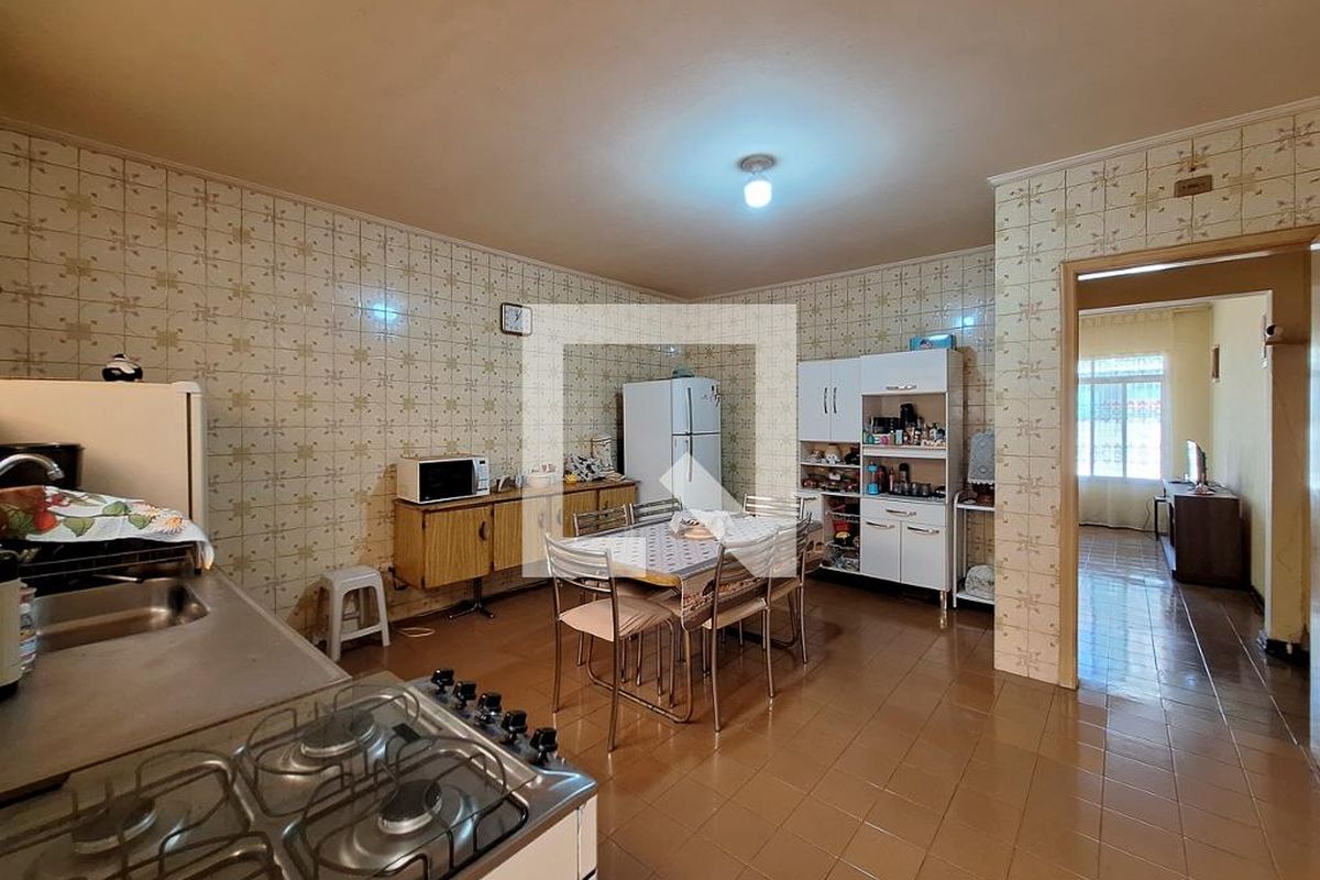 Casa, 2 quartos, 198 m² - Foto 34