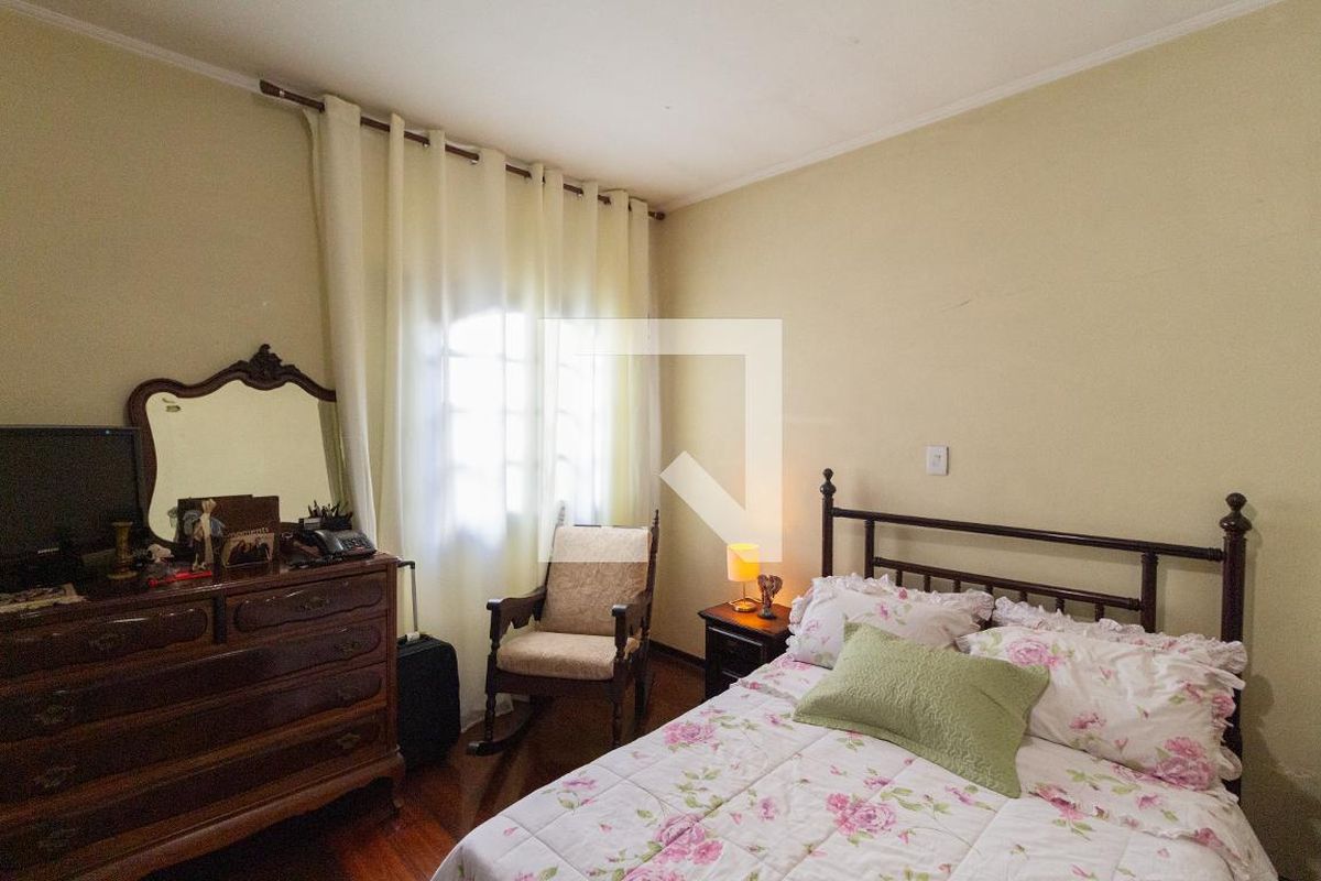 Casa, 3 quartos, 215 m² - Foto 38