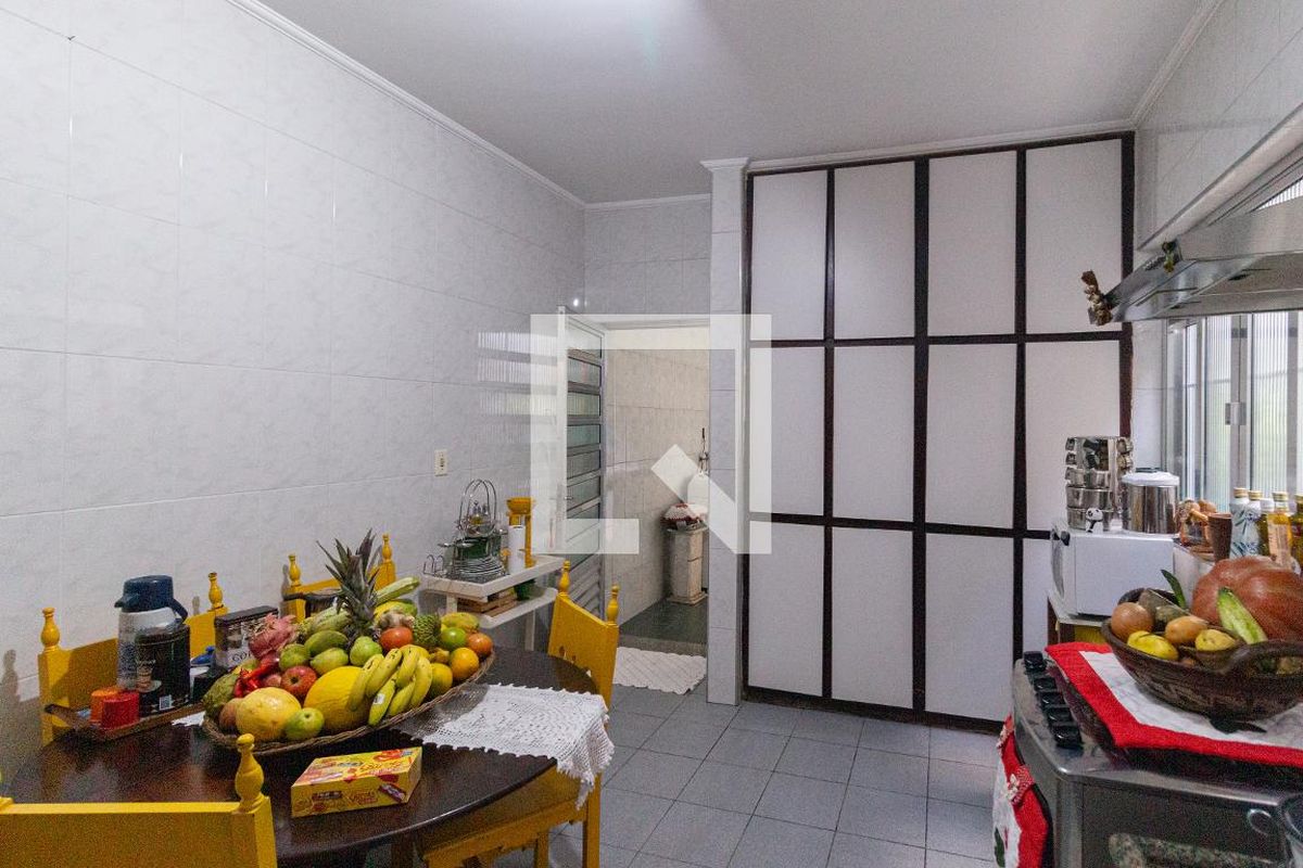 Casa, 3 quartos, 215 m² - Foto 62
