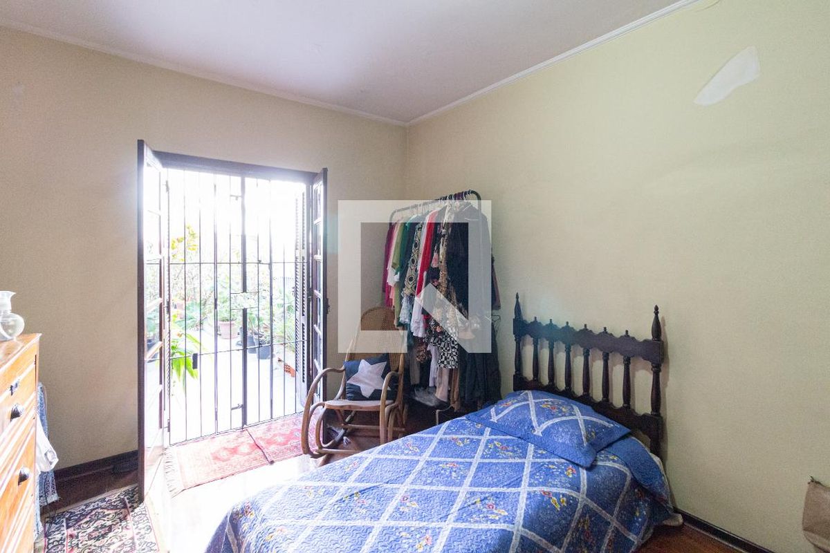 Casa, 3 quartos, 215 m² - Foto 32