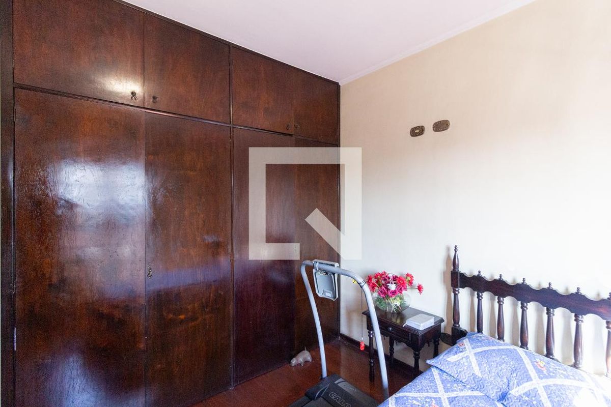 Casa, 3 quartos, 215 m² - Foto 24