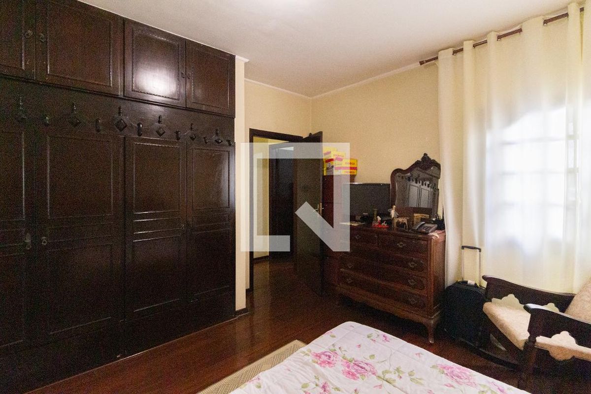 Casa, 3 quartos, 215 m² - Foto 44