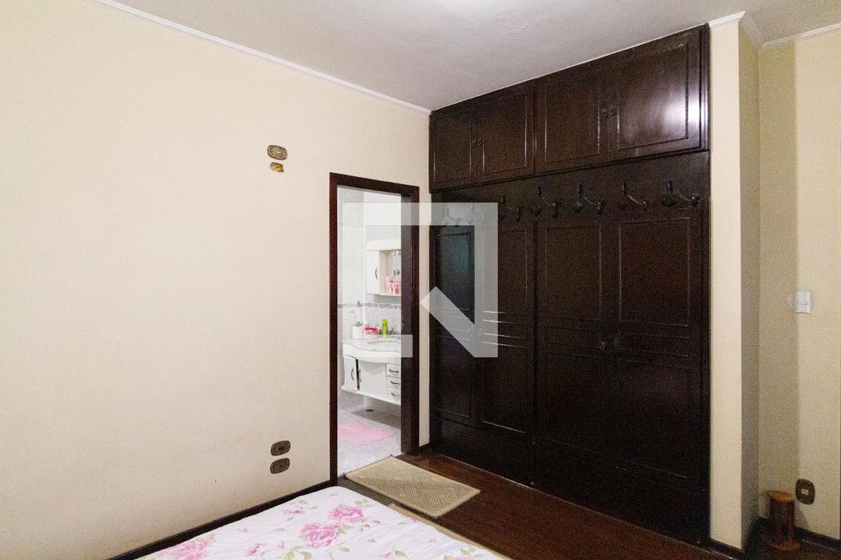 Casa, 3 quartos, 215 m² - Foto 42