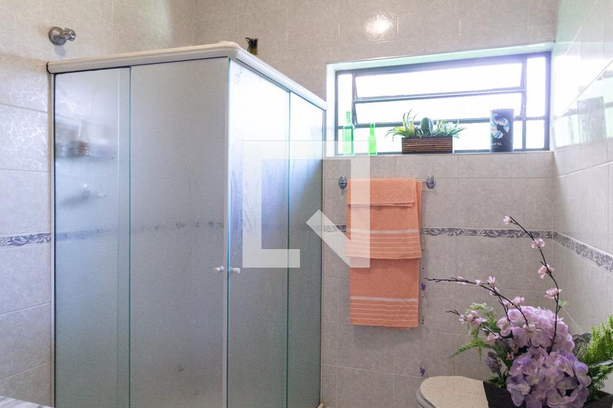Casa, 3 quartos, 215 m² - Foto 56