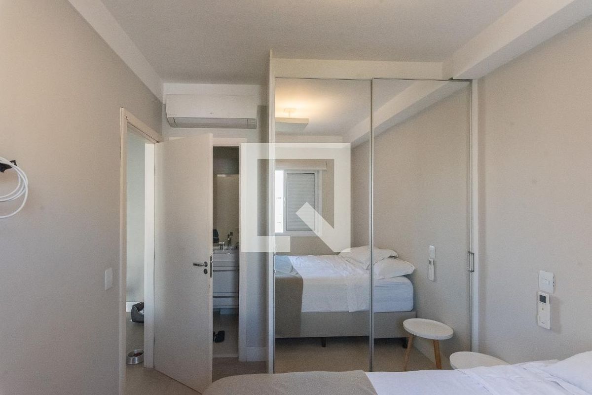 Apartamento à Venda - Centro, 1 Quarto,  46 m2 em , Campinas - sp | SoloBR