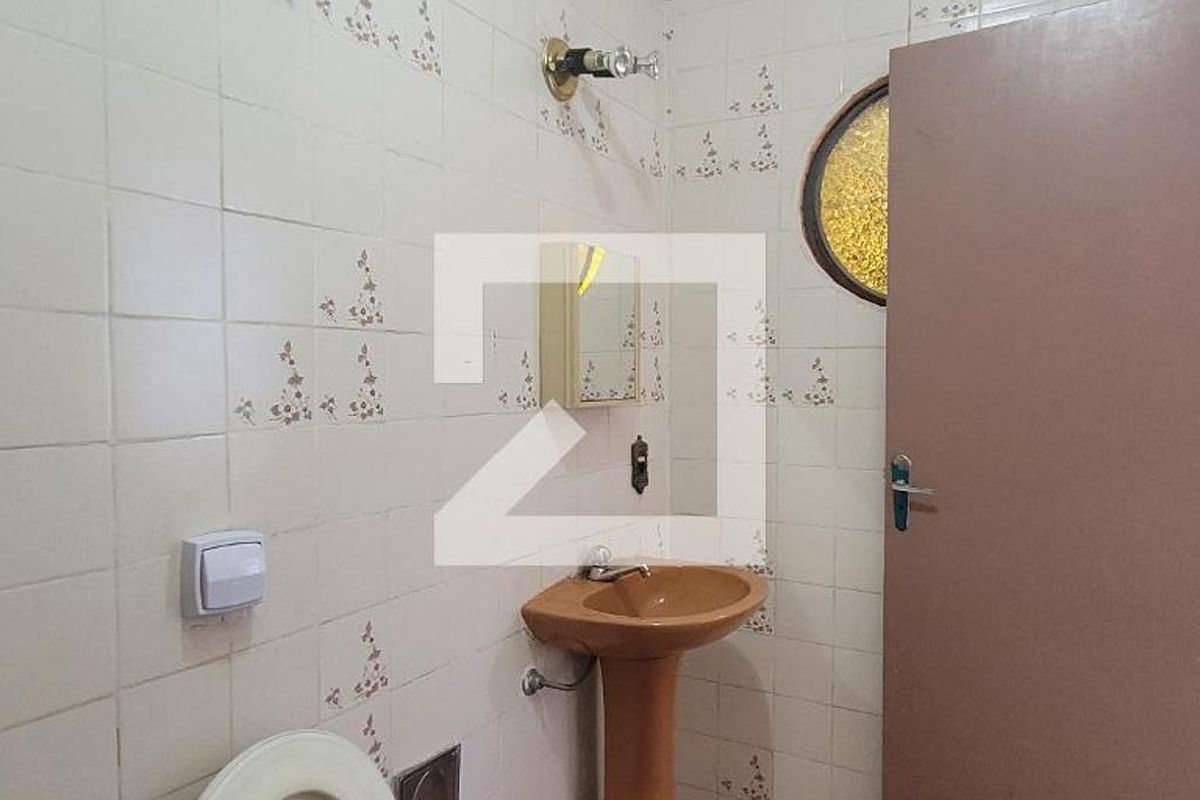 Casa à Venda - Bosque, 5 Quartos,  190 m2 em , Campinas - sp | SoloBR