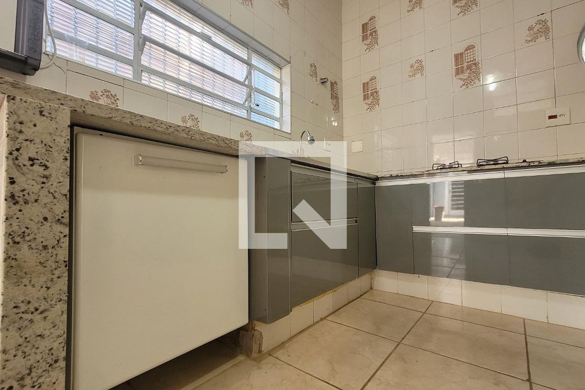 Casa à Venda - Bosque, 5 Quartos,  190 m2 em , Campinas - sp | SoloBR