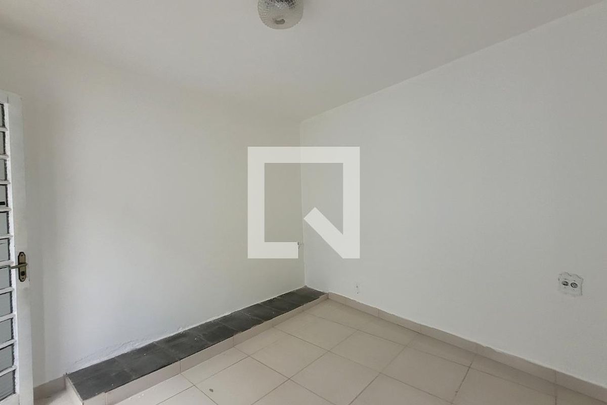 Casa à Venda - Bosque, 5 Quartos,  190 m2 em , Campinas - sp | SoloBR