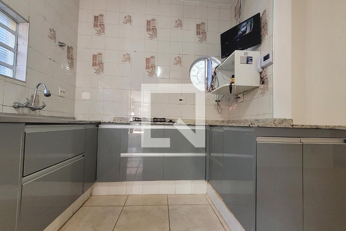 Casa à Venda - Bosque, 5 Quartos,  190 m2 em , Campinas - sp | SoloBR