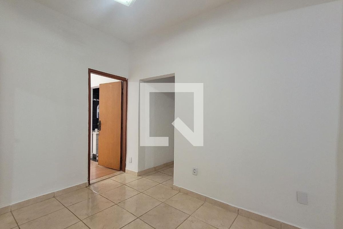 Casa à Venda - Bosque, 5 Quartos,  190 m2 em , Campinas - sp | SoloBR
