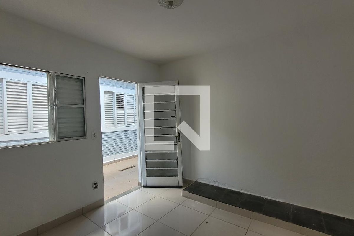 Casa à Venda - Bosque, 5 Quartos,  190 m2 em , Campinas - sp | SoloBR