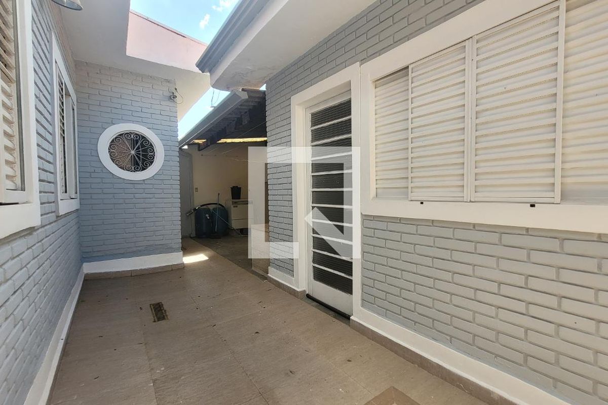 Casa à Venda - Bosque, 5 Quartos,  190 m2 em , Campinas - sp | SoloBR