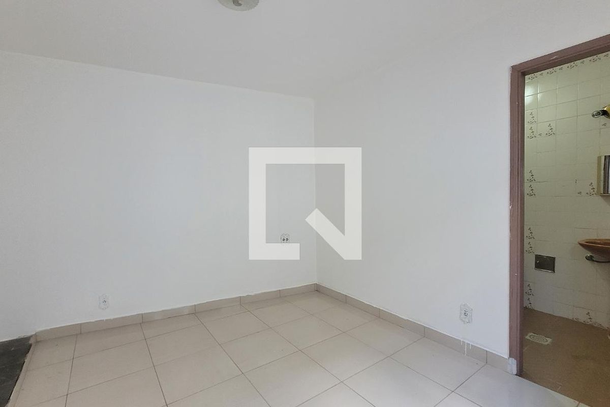 Casa à Venda - Bosque, 5 Quartos,  190 m2 em , Campinas - sp | SoloBR