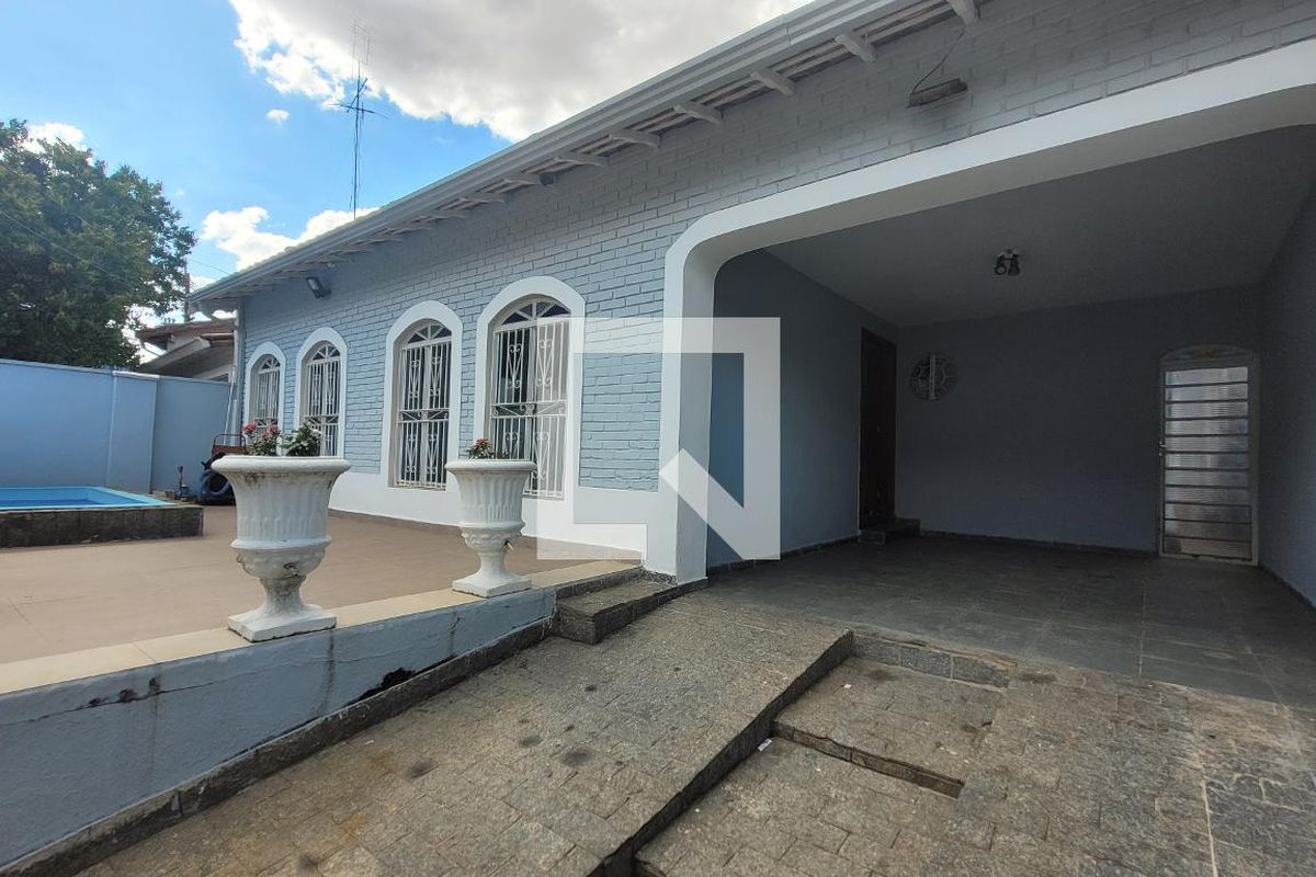 Casa à Venda - Bosque, 5 Quartos,  190 m2 em , Campinas - sp | SoloBR