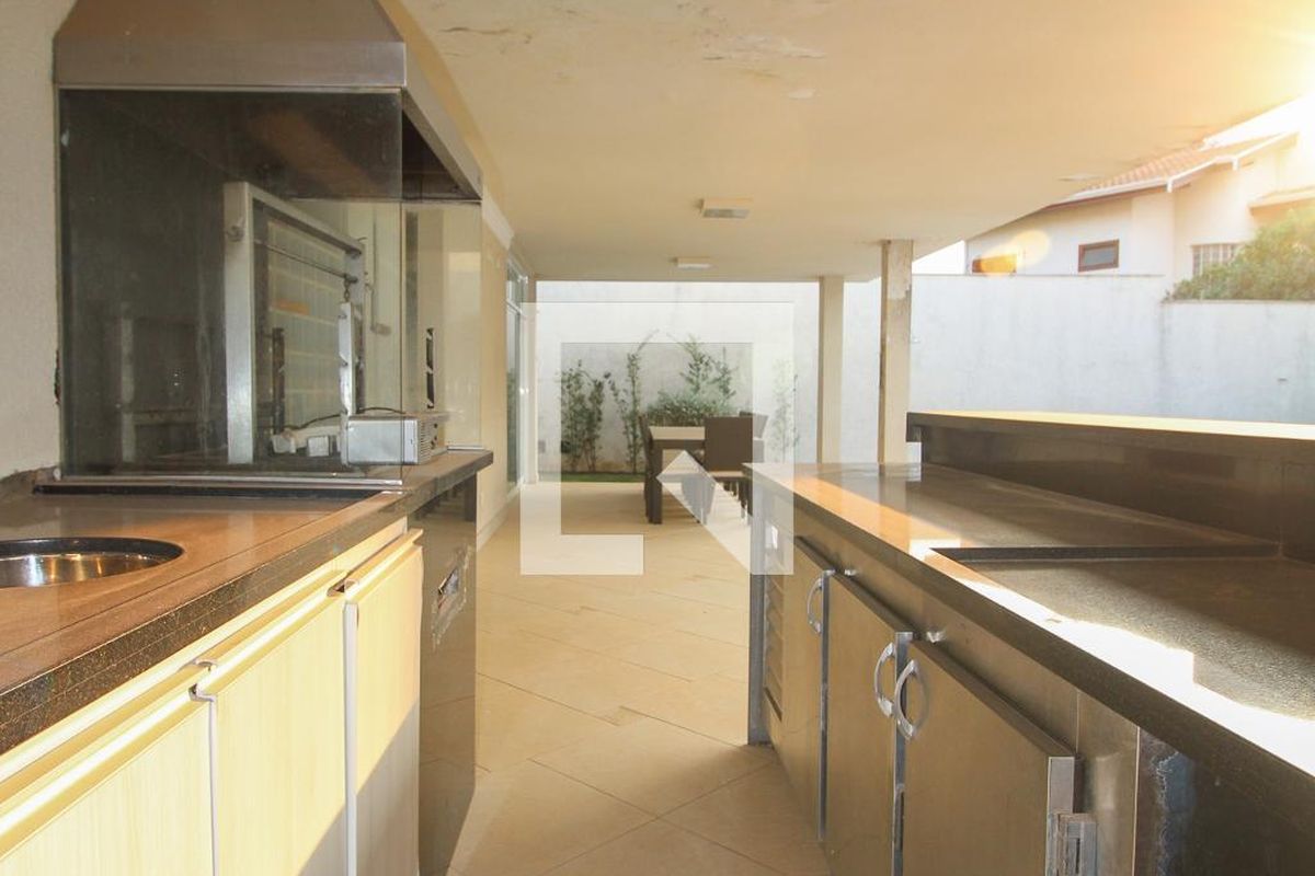 Casa à Venda - Lot. Alphaville Campinas, 5 Quartos,  900 m2 em , Campinas - sp | SoloBR