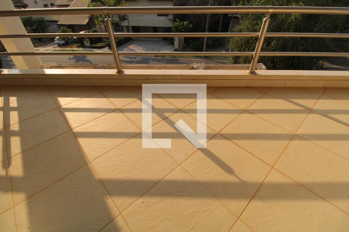 Casa à Venda - Lot. Alphaville Campinas, 5 Quartos,  900 m2 em , Campinas - sp | SoloBR