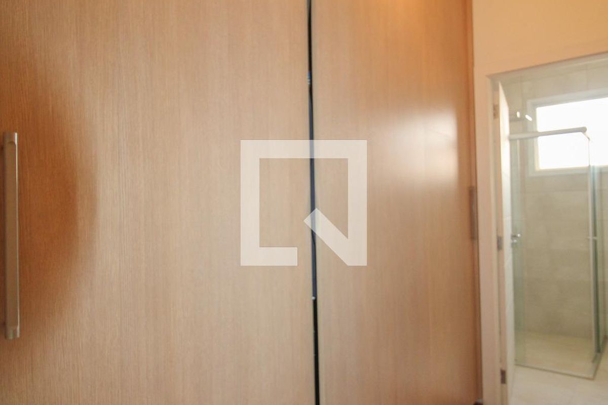 Casa à Venda - Lot. Alphaville Campinas, 5 Quartos,  900 m2 em , Campinas - sp | SoloBR