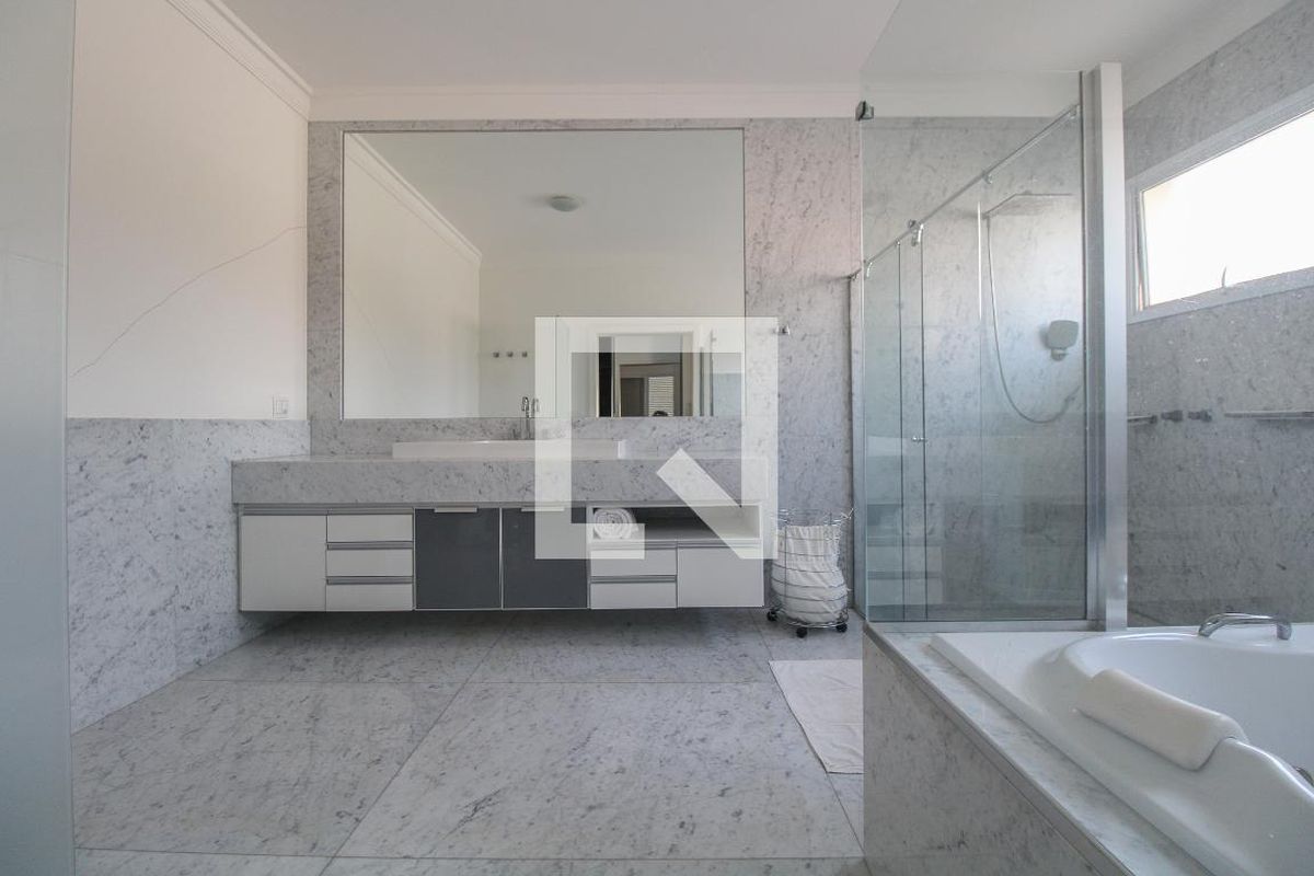 Casa à Venda - Lot. Alphaville Campinas, 5 Quartos,  900 m2 em , Campinas - sp | SoloBR