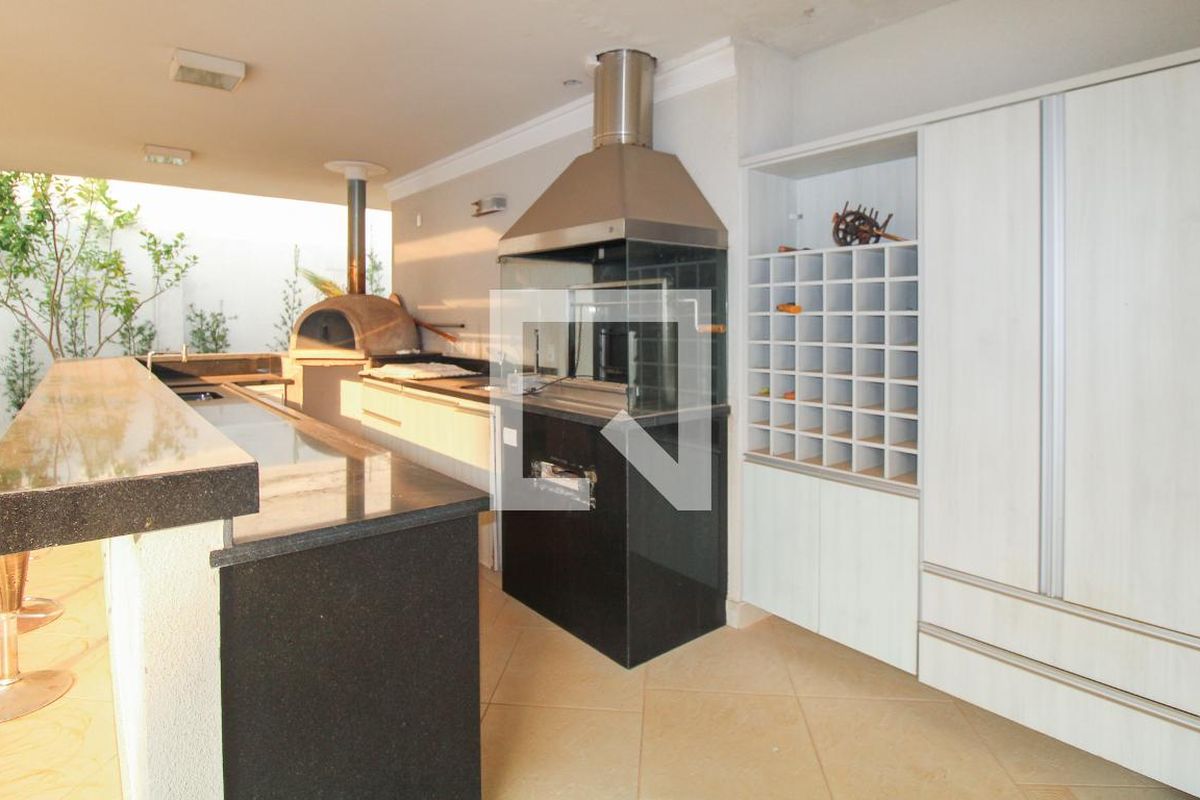 Casa à Venda - Lot. Alphaville Campinas, 5 Quartos,  900 m2 em , Campinas - sp | SoloBR