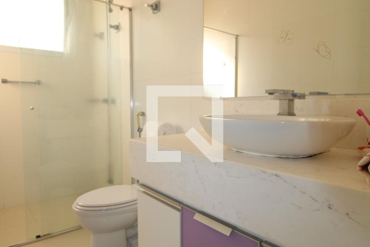 Casa à Venda - Lot. Alphaville Campinas, 5 Quartos,  900 m2 em , Campinas - sp | SoloBR