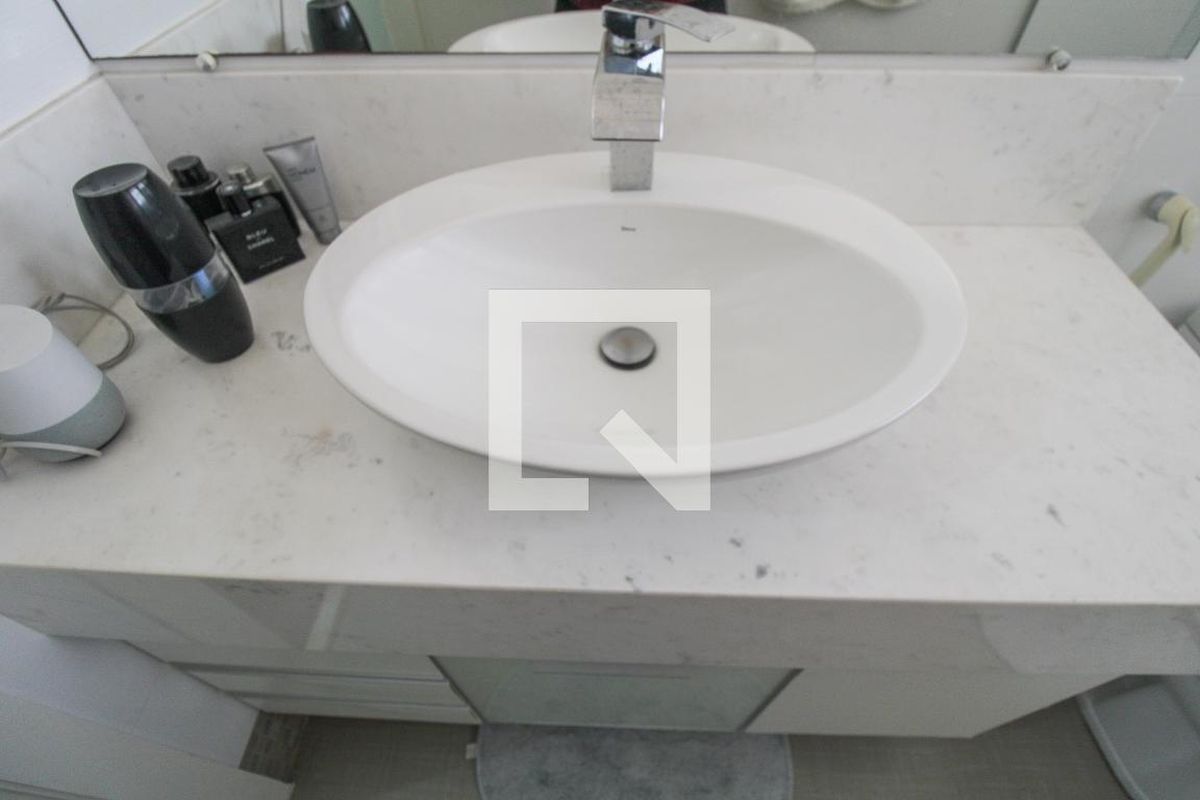 Casa à Venda - Lot. Alphaville Campinas, 5 Quartos,  900 m2 em , Campinas - sp | SoloBR
