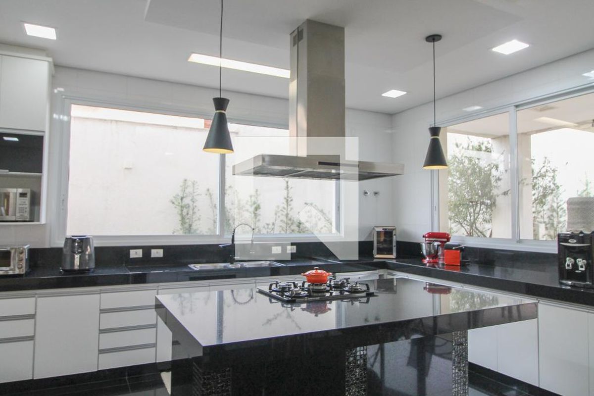 Casa à Venda - Lot. Alphaville Campinas, 5 Quartos,  900 m2 em , Campinas - sp | SoloBR