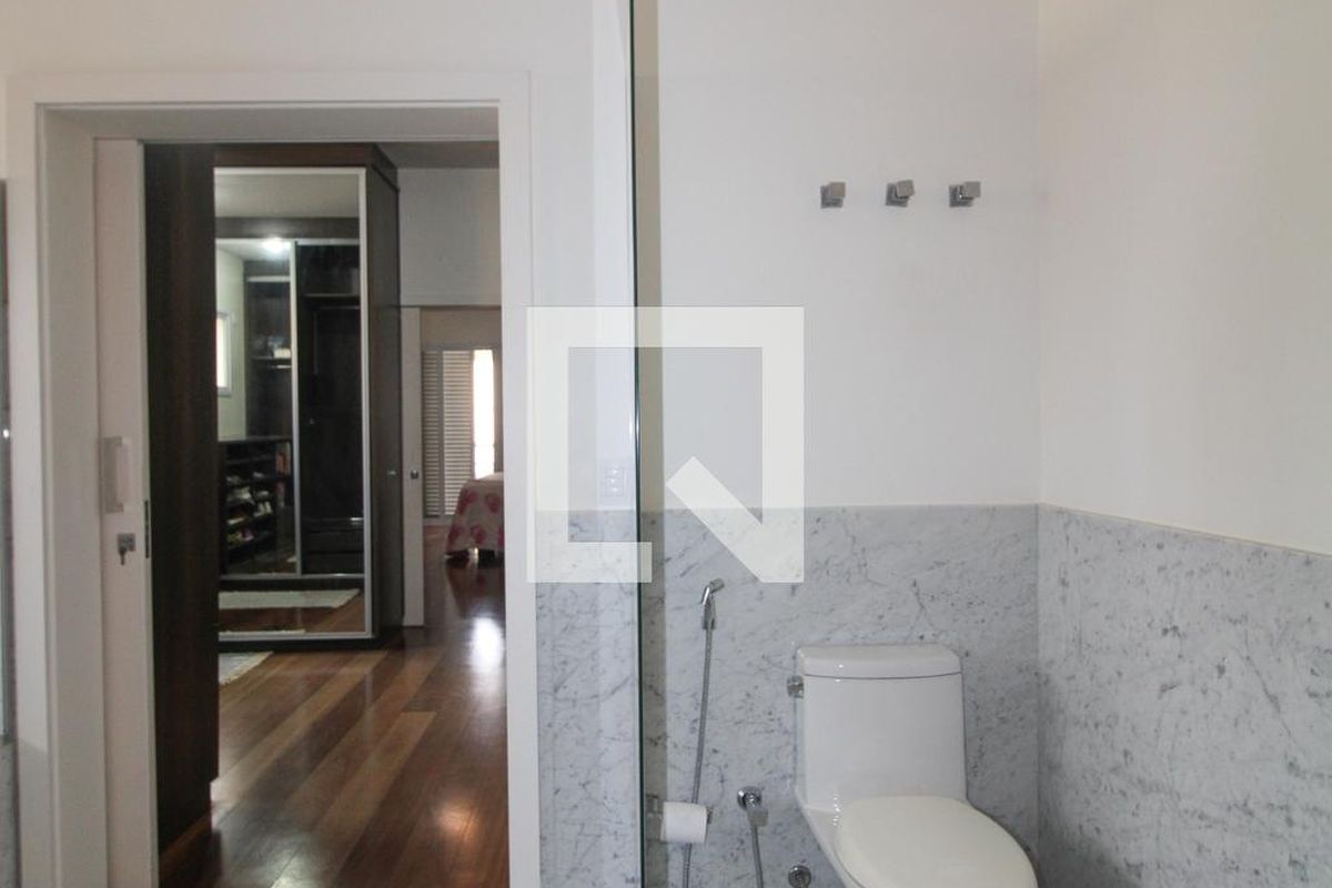 Casa à Venda - Lot. Alphaville Campinas, 5 Quartos,  900 m2 em , Campinas - sp | SoloBR