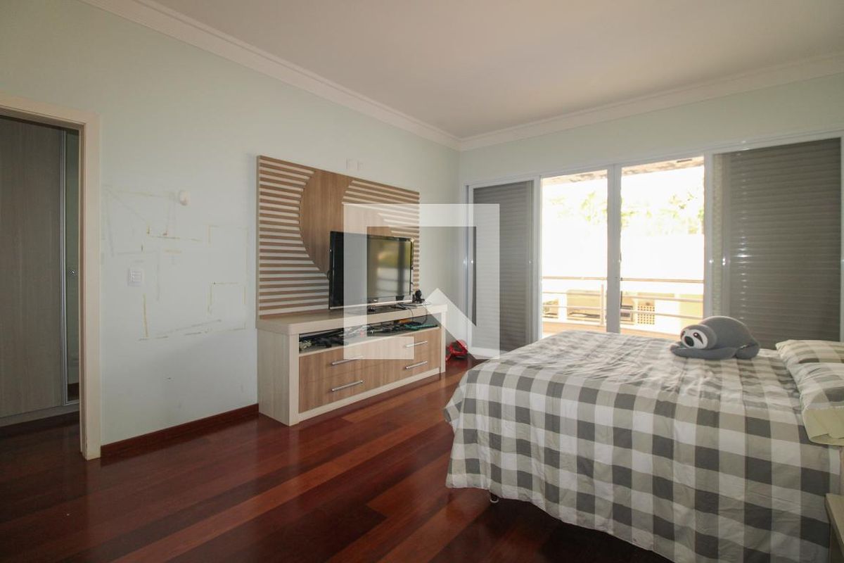 Casa à Venda - Lot. Alphaville Campinas, 5 Quartos,  900 m2 em , Campinas - sp | SoloBR