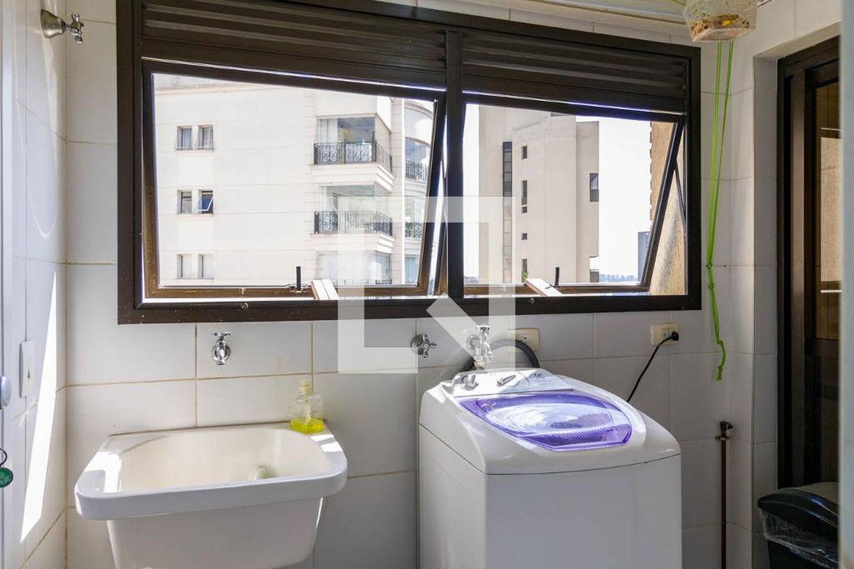 Apartamento, 3 quartos, 216 m² - Foto 136