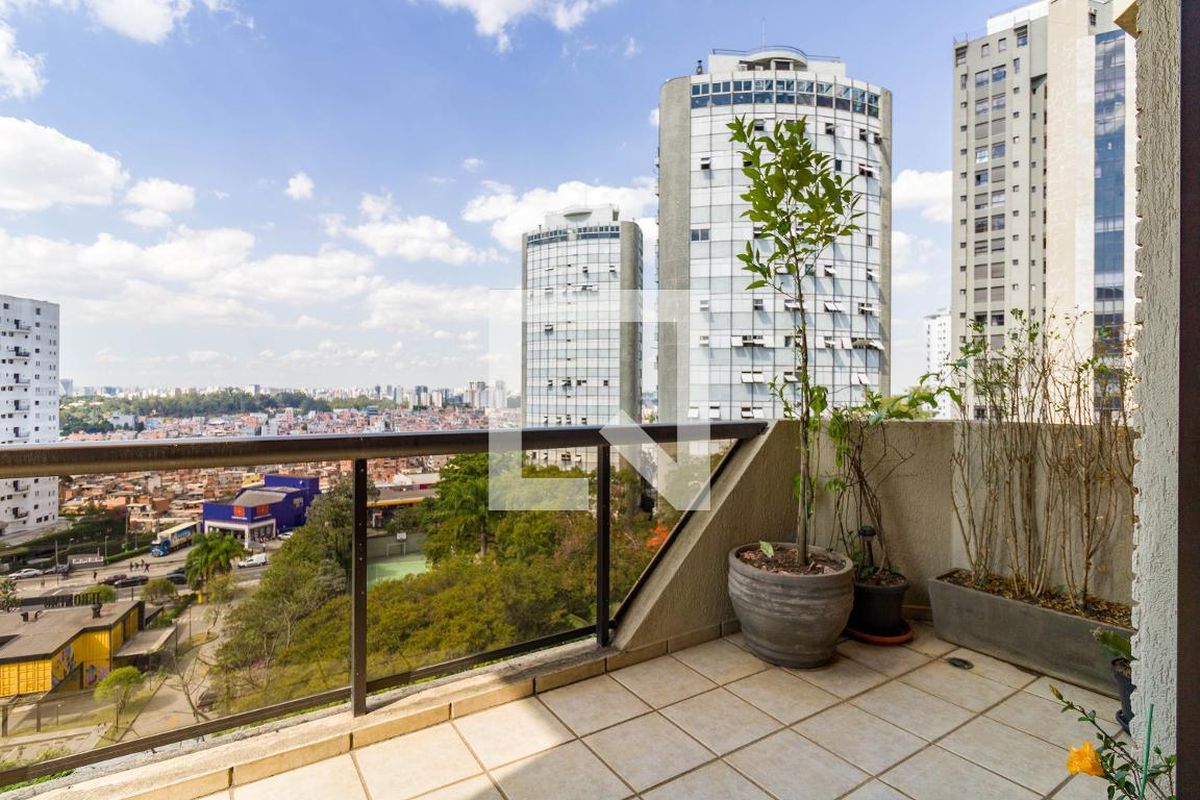 Apartamento, 3 quartos, 216 m² - Foto 24