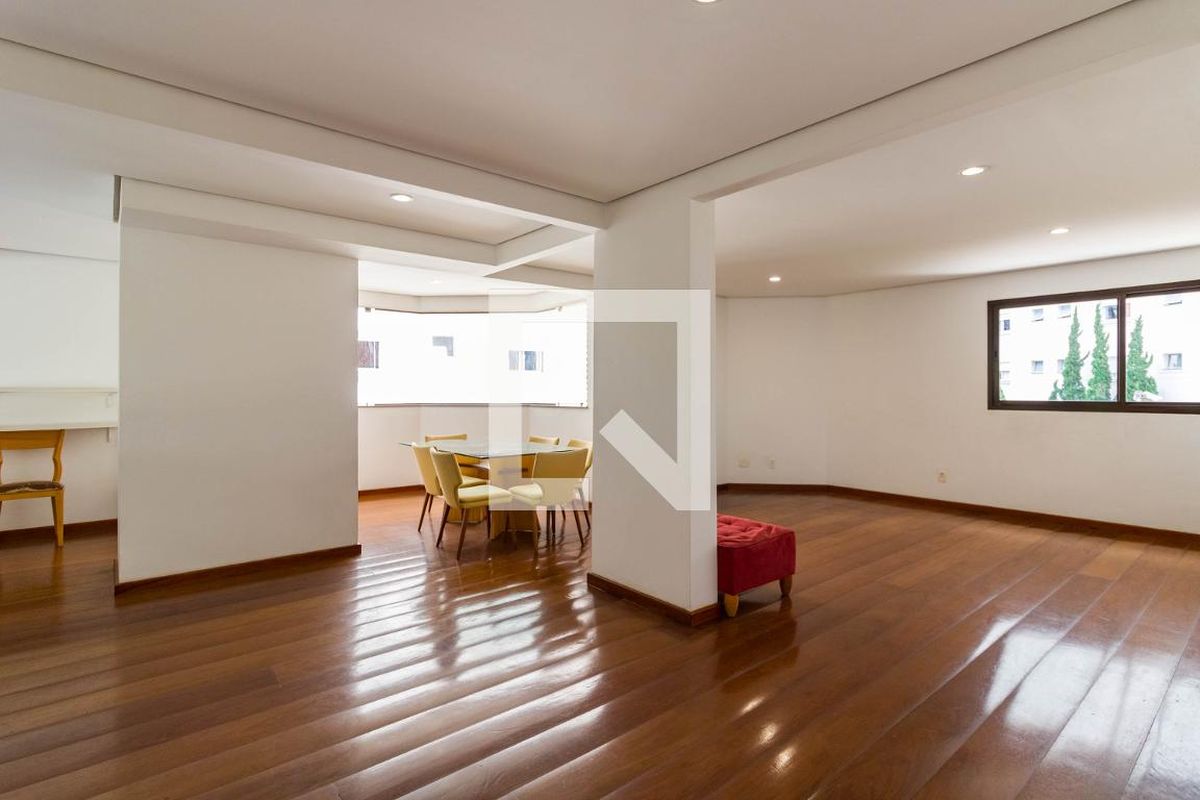 Apartamento, 3 quartos, 216 m² - Foto 148