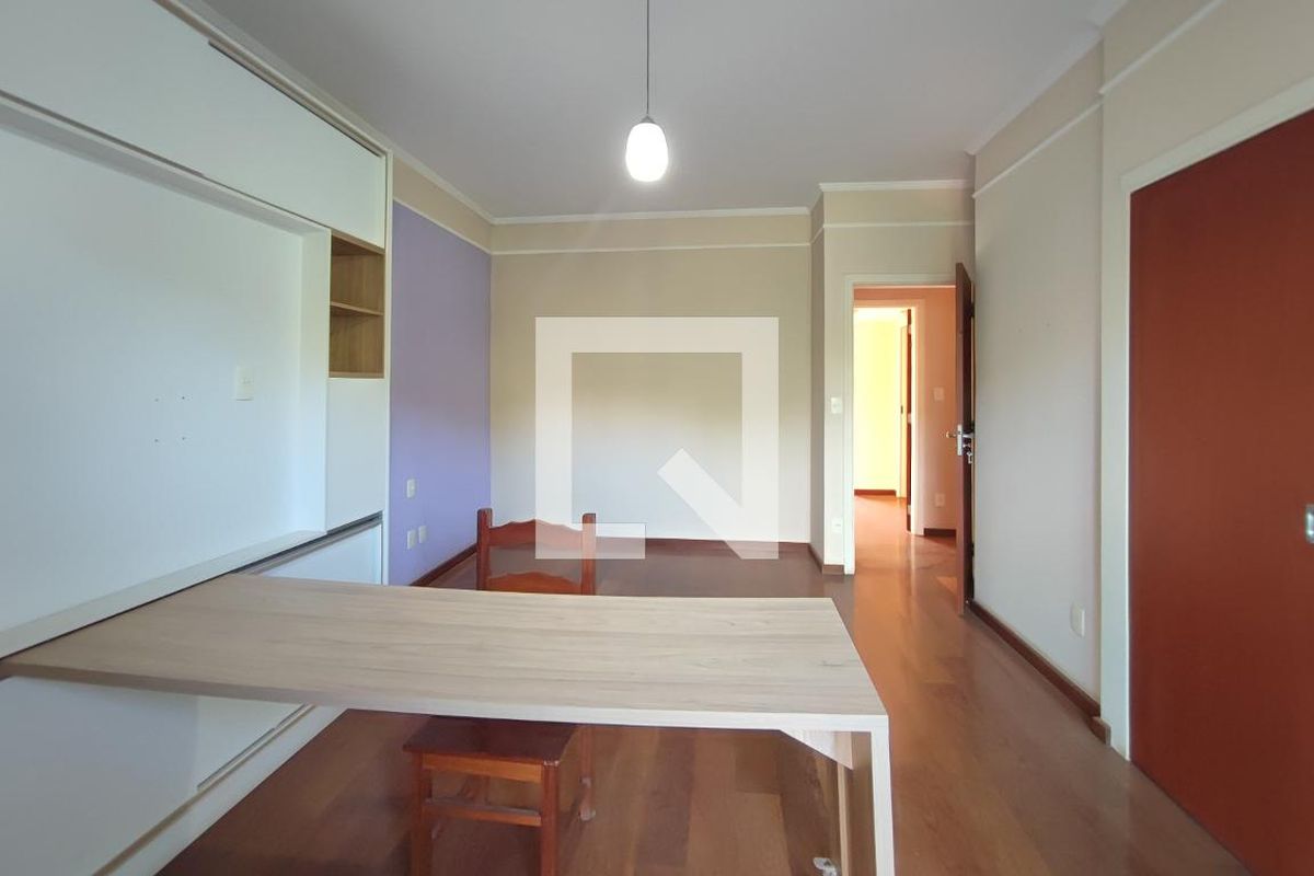 Casa à Venda - Parque Prado, 6 Quartos,  377 m2 em , Campinas - sp | SoloBR