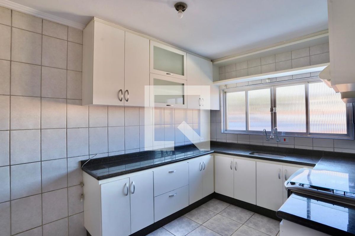 Casa, 3 quartos, 236 m² - Foto 38